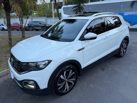 VOLKSWAGEN T-CROSS 1.4 250 TSI TOTAL FLEX HIGHLINE AUTOMÁTICO VOLKSWAGEN T-CROSS 1.4 250 TSI TOTAL FLEX HIGHLINE AUTOMÁTICO